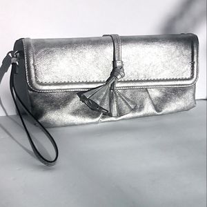 Simply Vera Wang silver clutch excellent condition